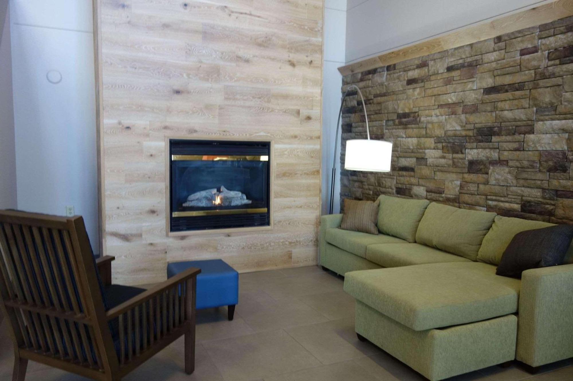 Country Inn & Suites By Radisson, Mason City, Ia Eksteriør bilde