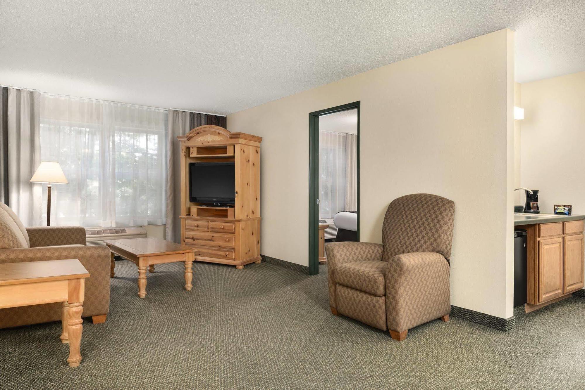 Country Inn & Suites By Radisson, Mason City, Ia Eksteriør bilde
