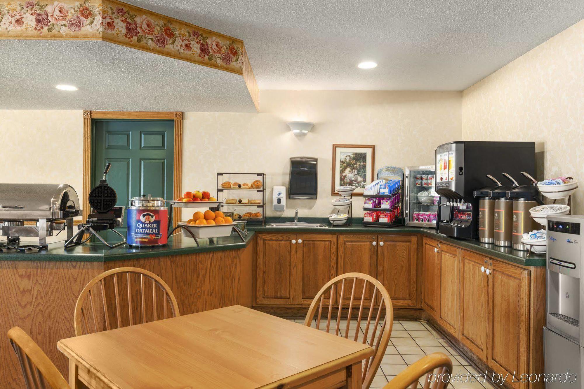 Country Inn & Suites By Radisson, Mason City, Ia Eksteriør bilde